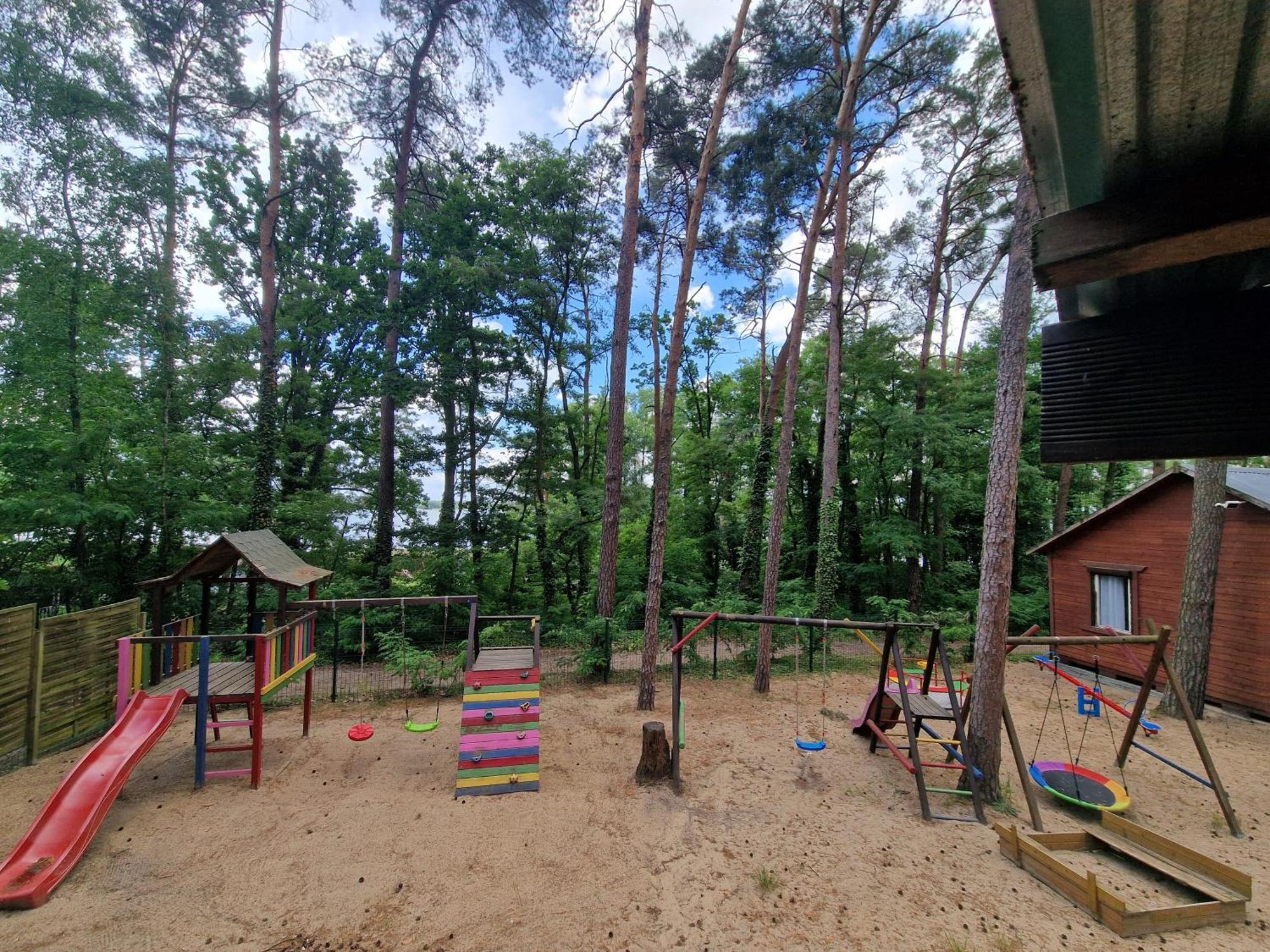 Pod Sosnami Osrodek Wypoczynkowy Boszkowo Letnisko Villa Exterior photo
